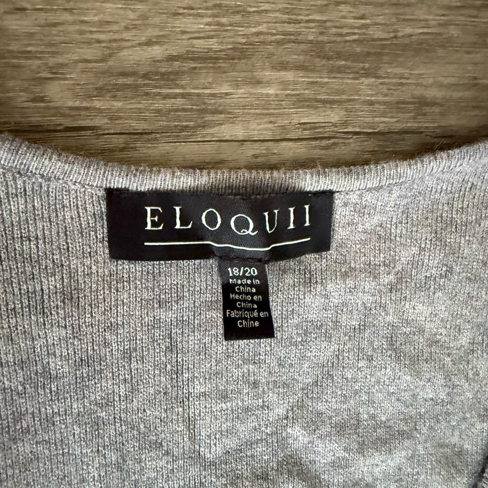 Eloquii Gray V-Neck Sweater Fitted Knit - Picture 4 of 9